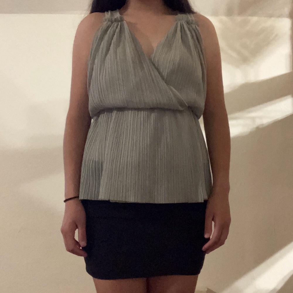 Deletta Anthropologie Light Green Draped Mock-Wrap Pleated Tank Top Blouse XS